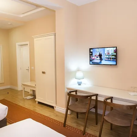 22 Hotel Tirana