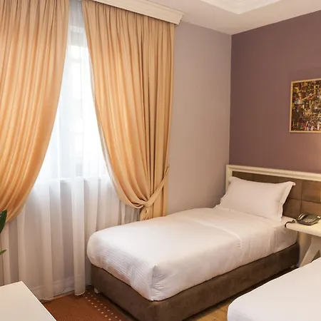 Hotel 22 Tirana