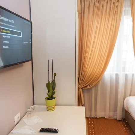 22 Hotel
