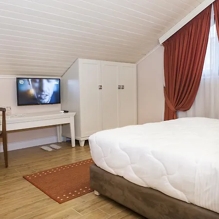 22 Hotel
